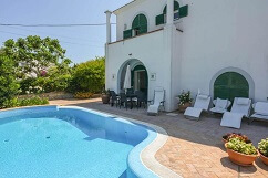 Villa con piscina in vendita ad Anacapri - Di Salvo Immobiliare Capri